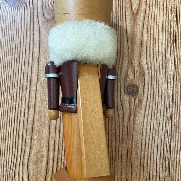 Erzebirger nutcracker - Picture 4 of 4